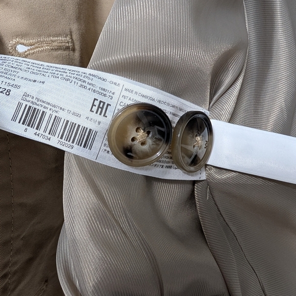 Like New! Mango Cropped trench coat with lapels - Picture 12 of 13